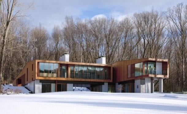 Bridge House: casa de lujo formando un puente exterior Bridge House