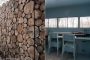 Tree Trunk Garden House - puerta e interior