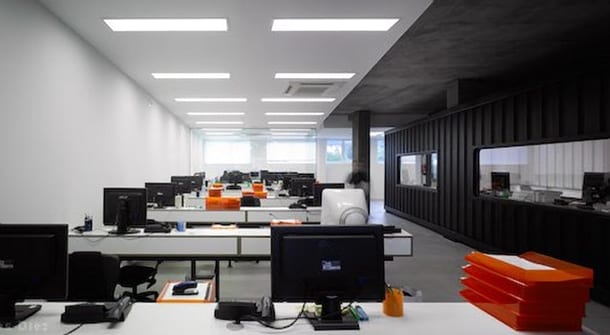 La moda de los contenedores reforma con contenedores para Dinahosting