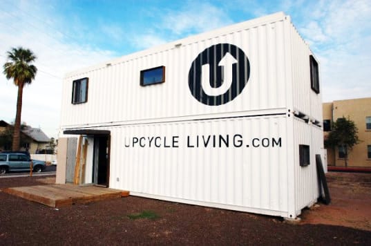 Vivienda con 4 contenedores de 40 pies exterior corrugado Casa Upcycle Living - Phoenix