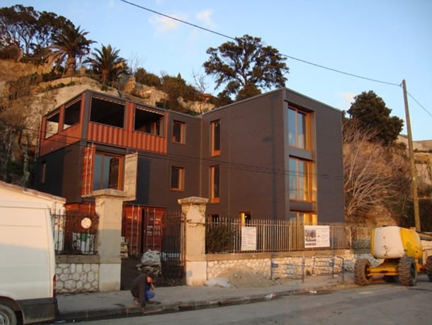 Vivienda hecha con 15 contenedores fachada Maison Conteneur Marsella