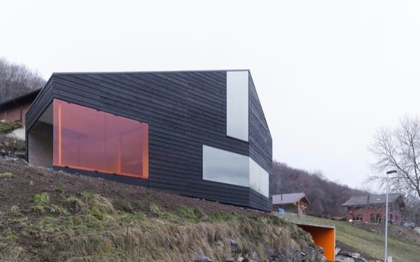 exterior moderno de chalet suizo
