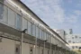 SnoozeBox hotel con contenedores apilados