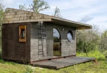 exterior Cargo House