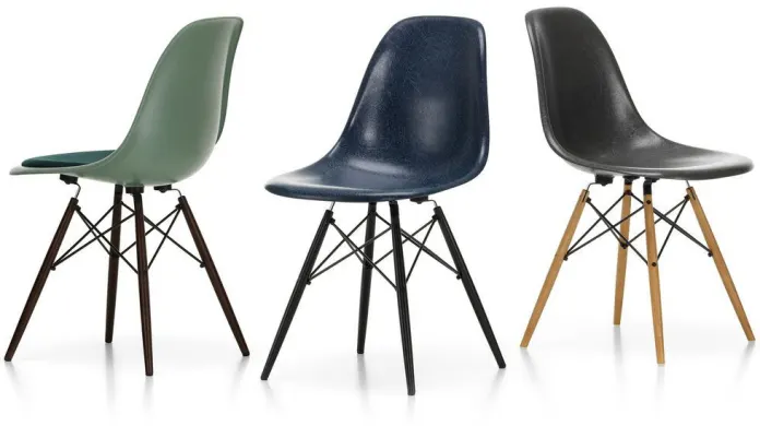 Sillas DSW en diferentes colores, de Vitra.