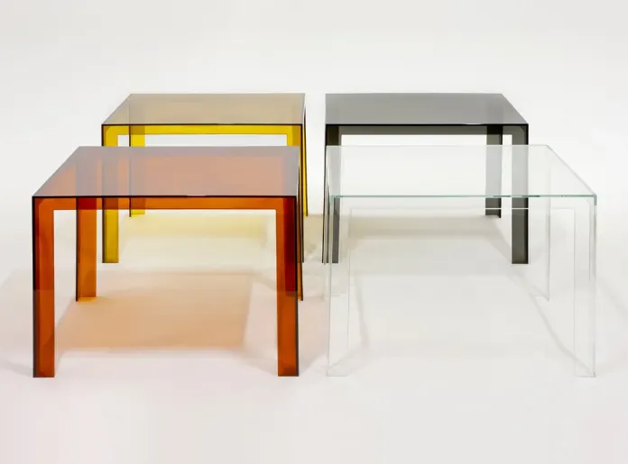 Mesa Invisible en diferentes colores, hecha con material PMMA