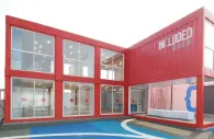 Centro Comunitario Shaghai GuCun con contenedores de carga